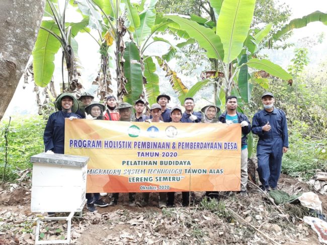 Program Pengabdian PHP2D HIMAPRODI Fapet UNISMA : Pelatihan Budidaya Tawon Alas Lereng Semeru